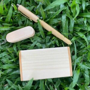 hop name card vo go khac logo