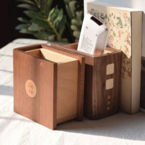 hop cam but go khac logo