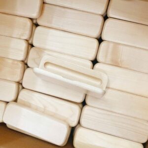 hop dung but go khac theo yeu cau